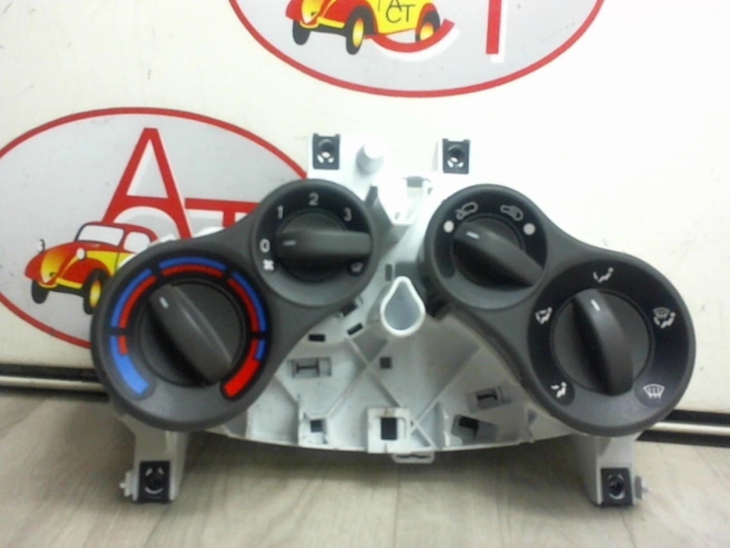 Commande chauffage FIAT PANDA 2 PHASE 2 Essence - 1