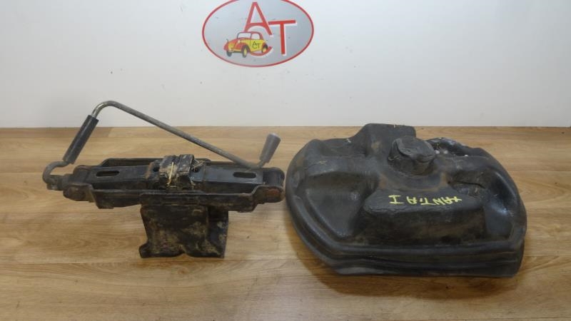 Cric (Ensemble depannage) CITROEN XANTIA PHASE 1  - 1