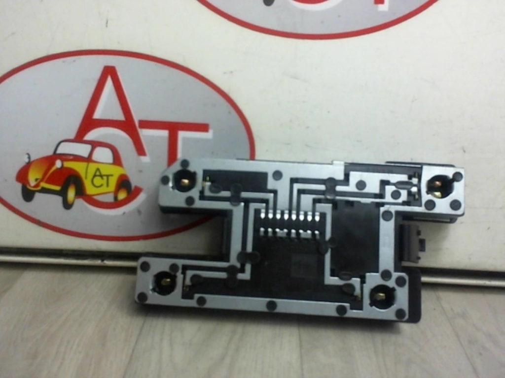 Base portalampade fanale posteriore destro RENAULT CLIO 1 PHASE 3 Gasolina - 1