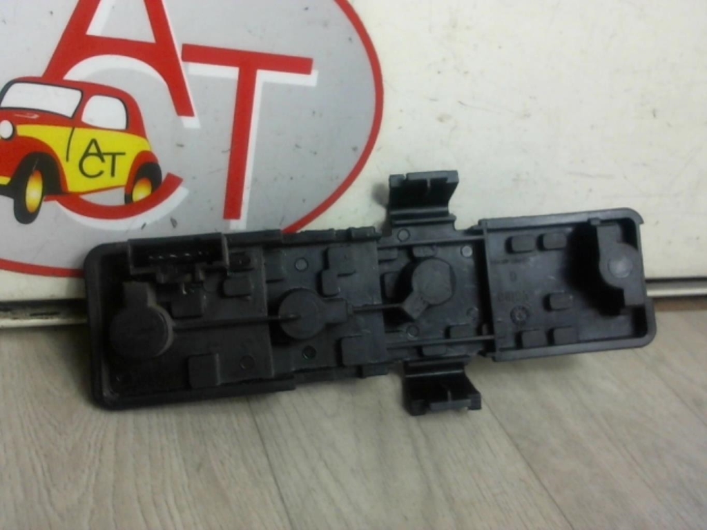 Base portalampade fanale posteriore sinistro CITROEN XSARA PICASSO PHASE 2 Diésel - 1