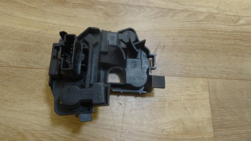 Base portalampade fanale posteriore sinistro PEUGEOT 206 PHASE 2 Diésel - 1