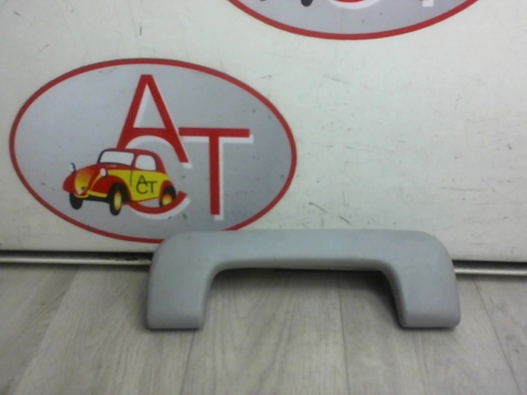 Maniglia poggiamano posteriore destra AUDI A3 2 PHASE 1 Diésel - 1