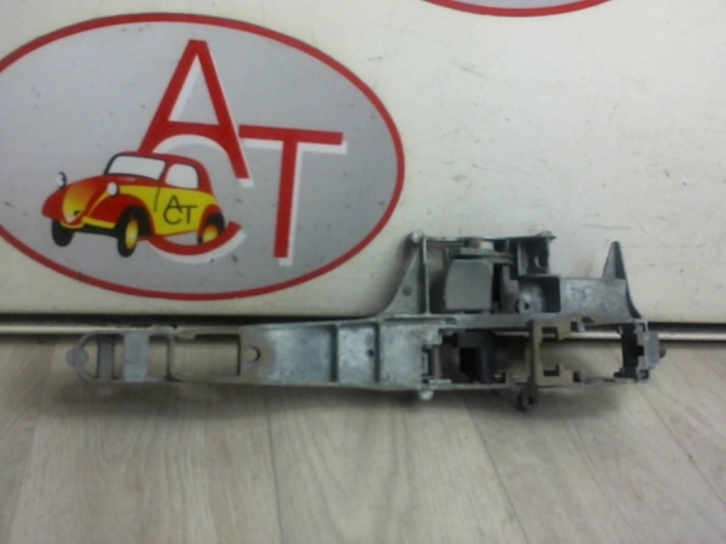 Supporto maniglia portiera anteriore sinistra PEUGEOT 308 1 PHASE 1 Diésel - 1