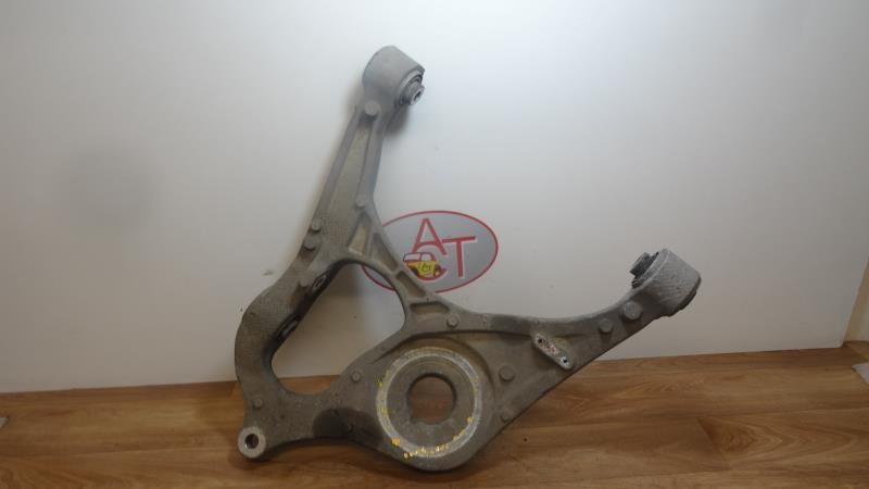 Triangolo inferiore posteriore destro MERCEDES CLASSE R 251 PHASE 1 BREAK Gasolina - 1