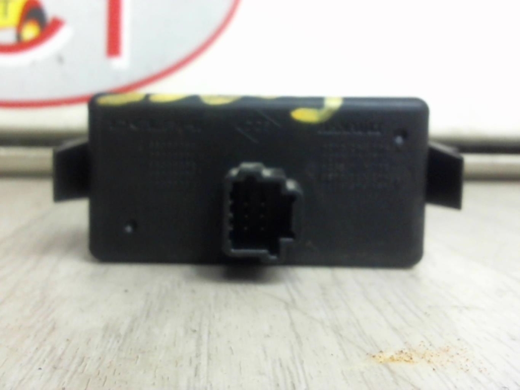 Bouton de warning RENAULT CLIO 3 PHASE 1 Diesel - 1