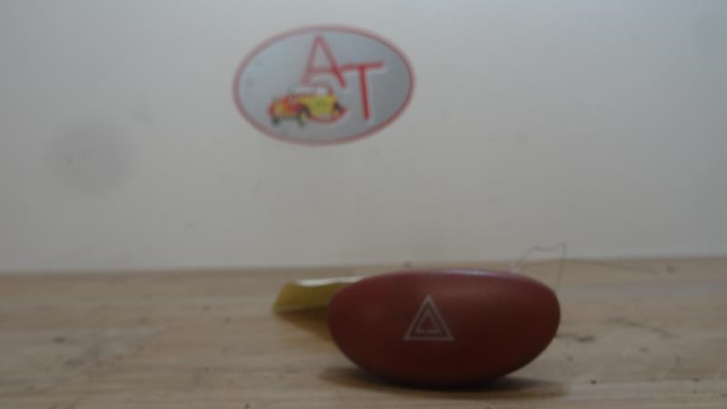 Bouton de warning PEUGEOT 206 Diesel - 1