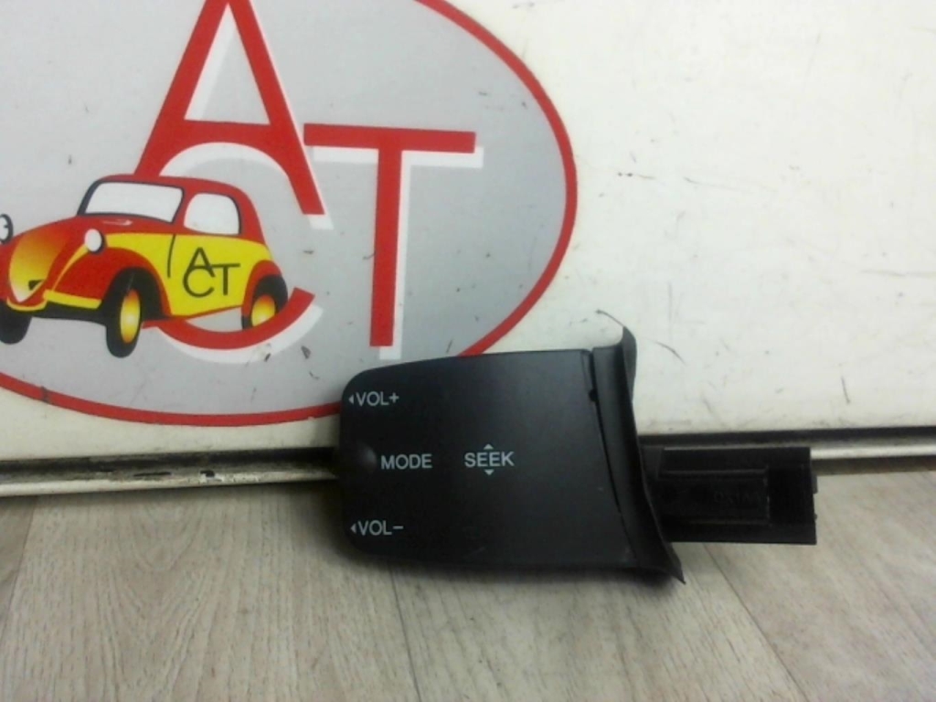 Commande autoradio FORD C-MAX 1 PHASE 1 Diesel - 1