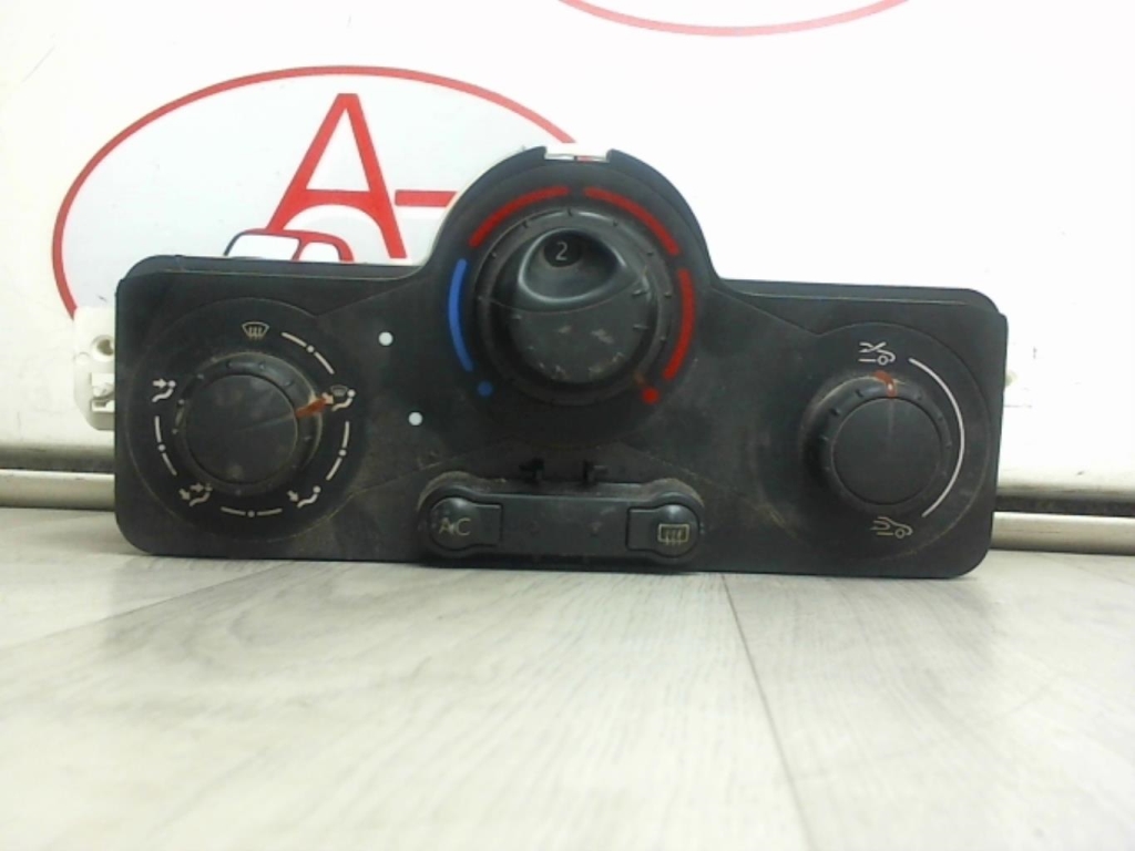 Commande chauffage RENAULT CLIO 3 PHASE 1 Diesel - 1