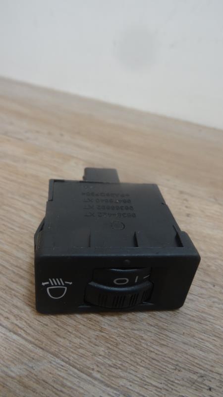 Commande de reglage hauteur de phare PEUGEOT PARTNER 2 PHASE 1 Diesel - 1