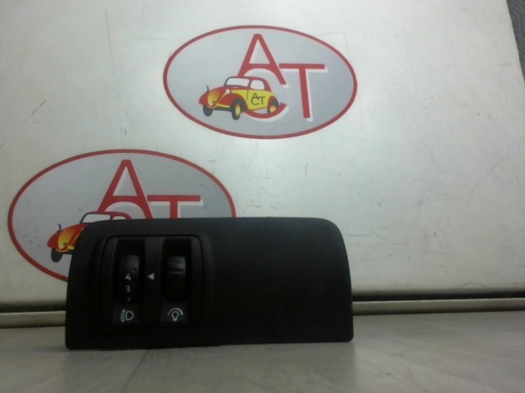 Commande de reglage hauteur de phare RENAULT MEGANE 3 PHASE 1 COUPE Diesel - 1