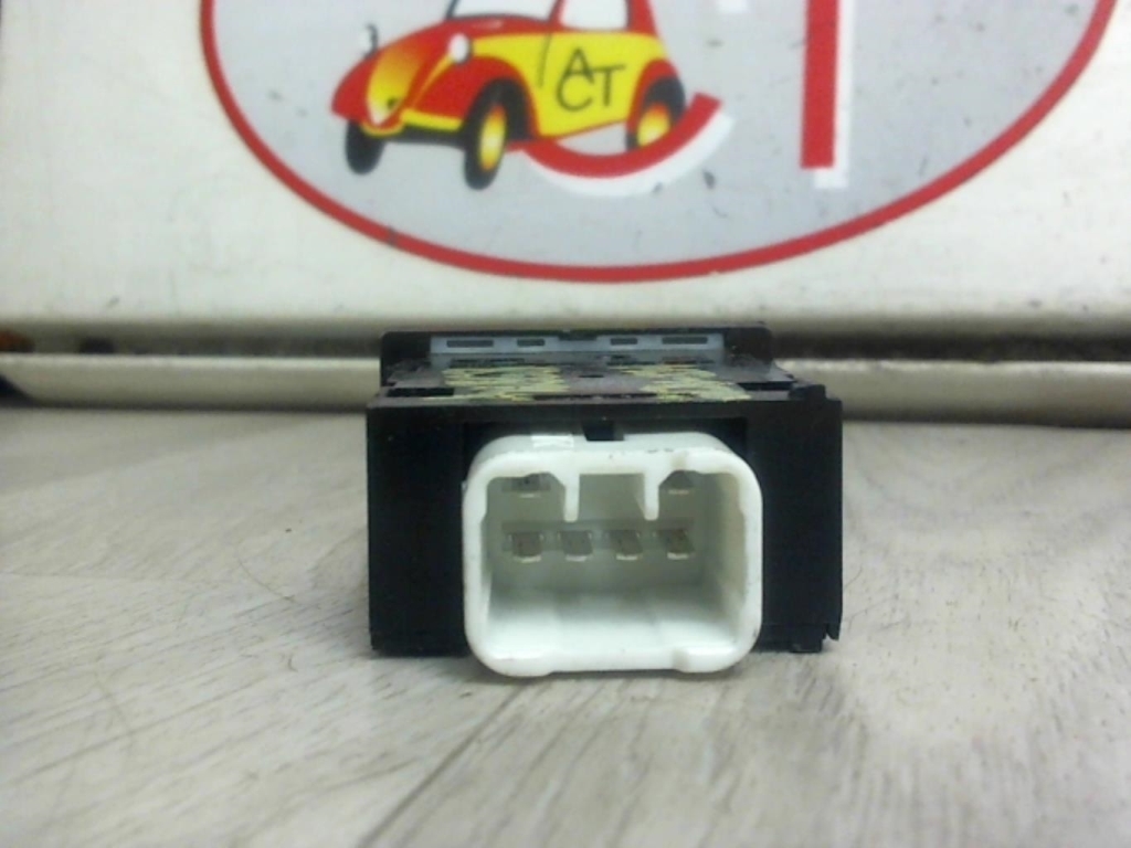 Commande de reglage hauteur de phare TOYOTA HI-ACE 2 PHASE 3 Diesel - 1
