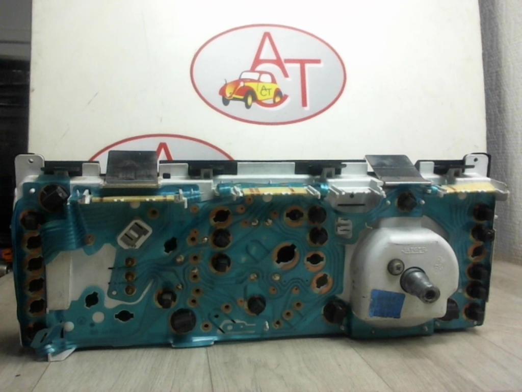 Compteur RENAULT R11 Essence - 1
