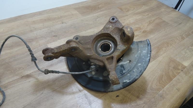 Fusee avant gauche DACIA DUSTER 2 PHASE 1 Diesel - 1