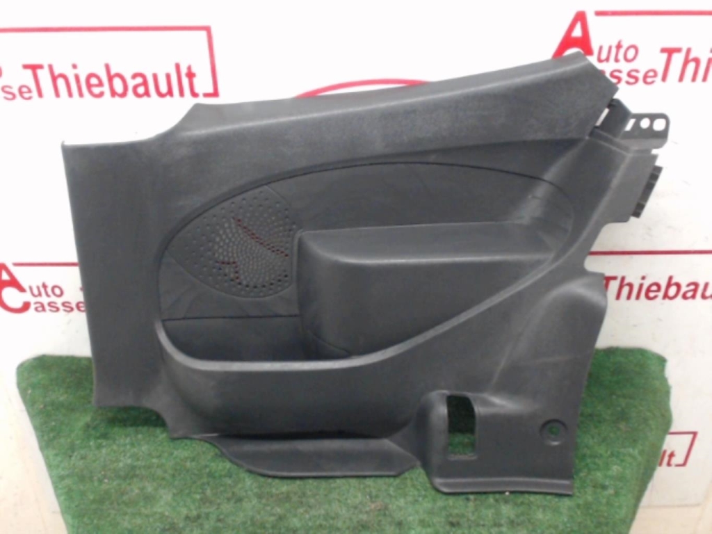 Garniture laterale arriere droite RENAULT TWINGO 2  - 1