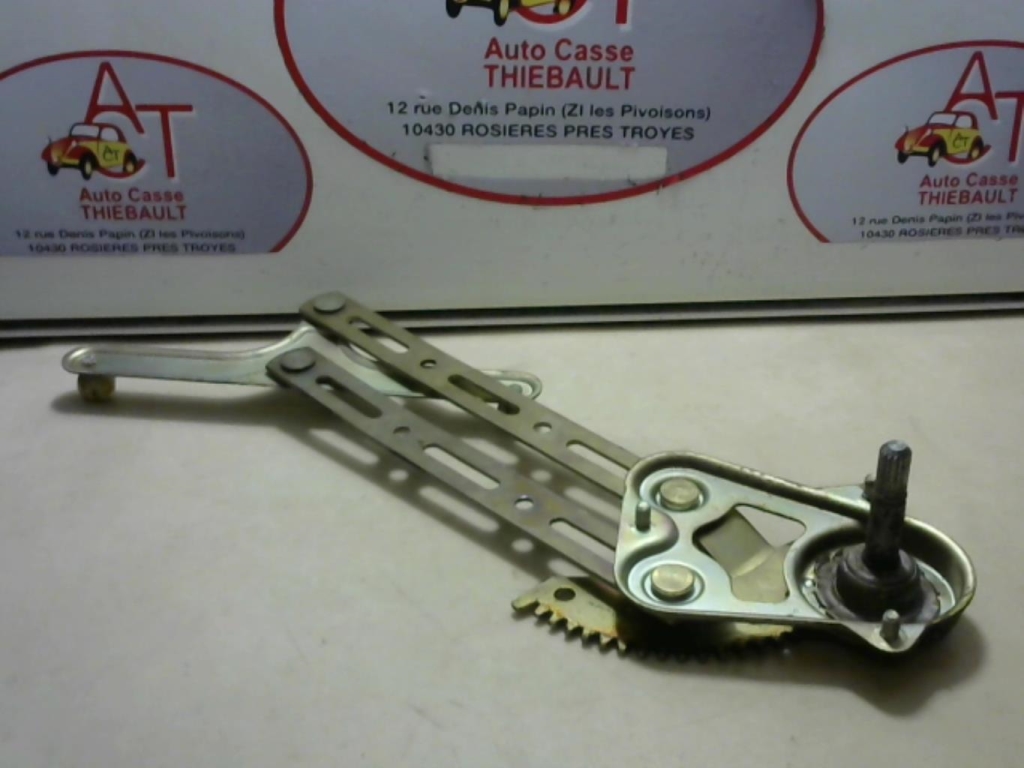 Alzacristalli manuale posteriore destro RENAULT R11 Gasolina - 1