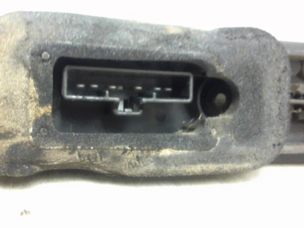Base portalampade fanale posteriore destro FORD C-MAX 1 PHASE 2 Diésel - 1