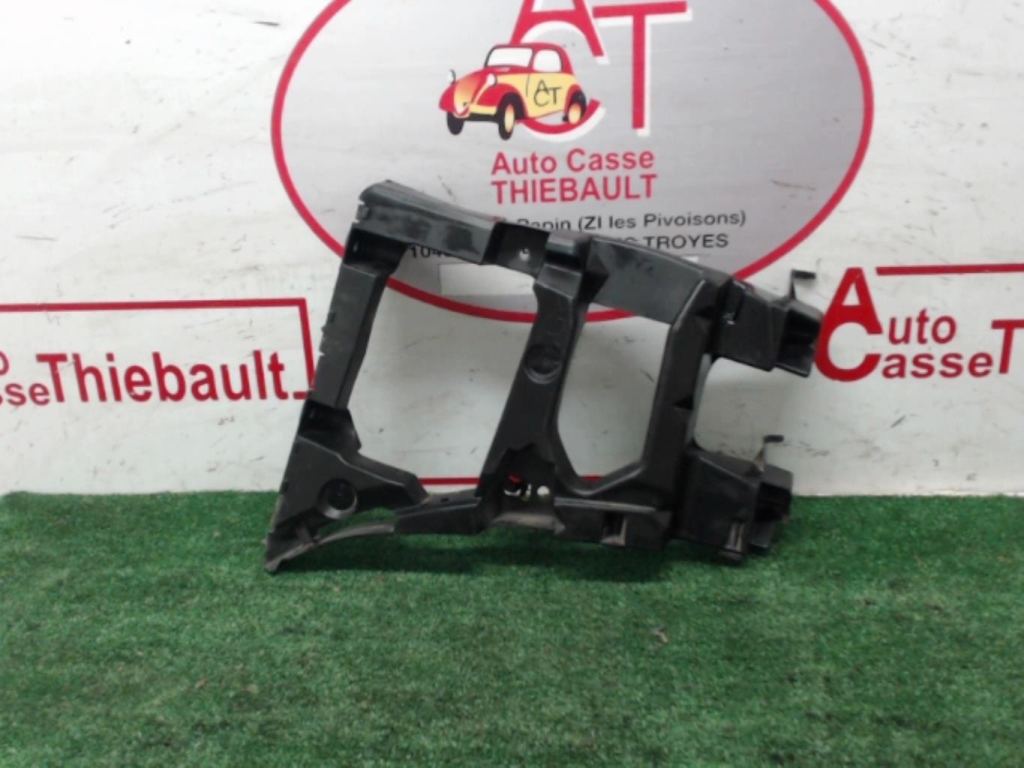 Support de pare chocs arriere CITROEN C5 2 Diesel - 1