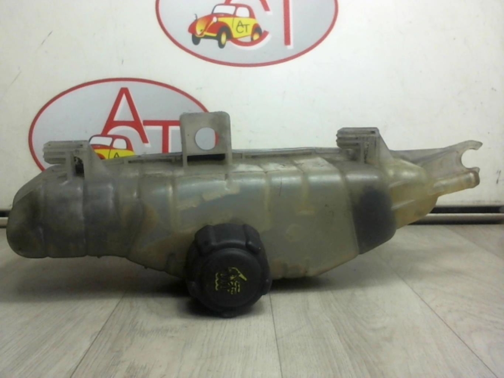 Vase d'expansion RENAULT CLIO 3 PHASE 1 Essence - 1