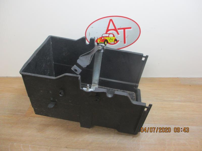 Coffre à batterie FORD FOCUS 3 PHASE 1 Essence - 1