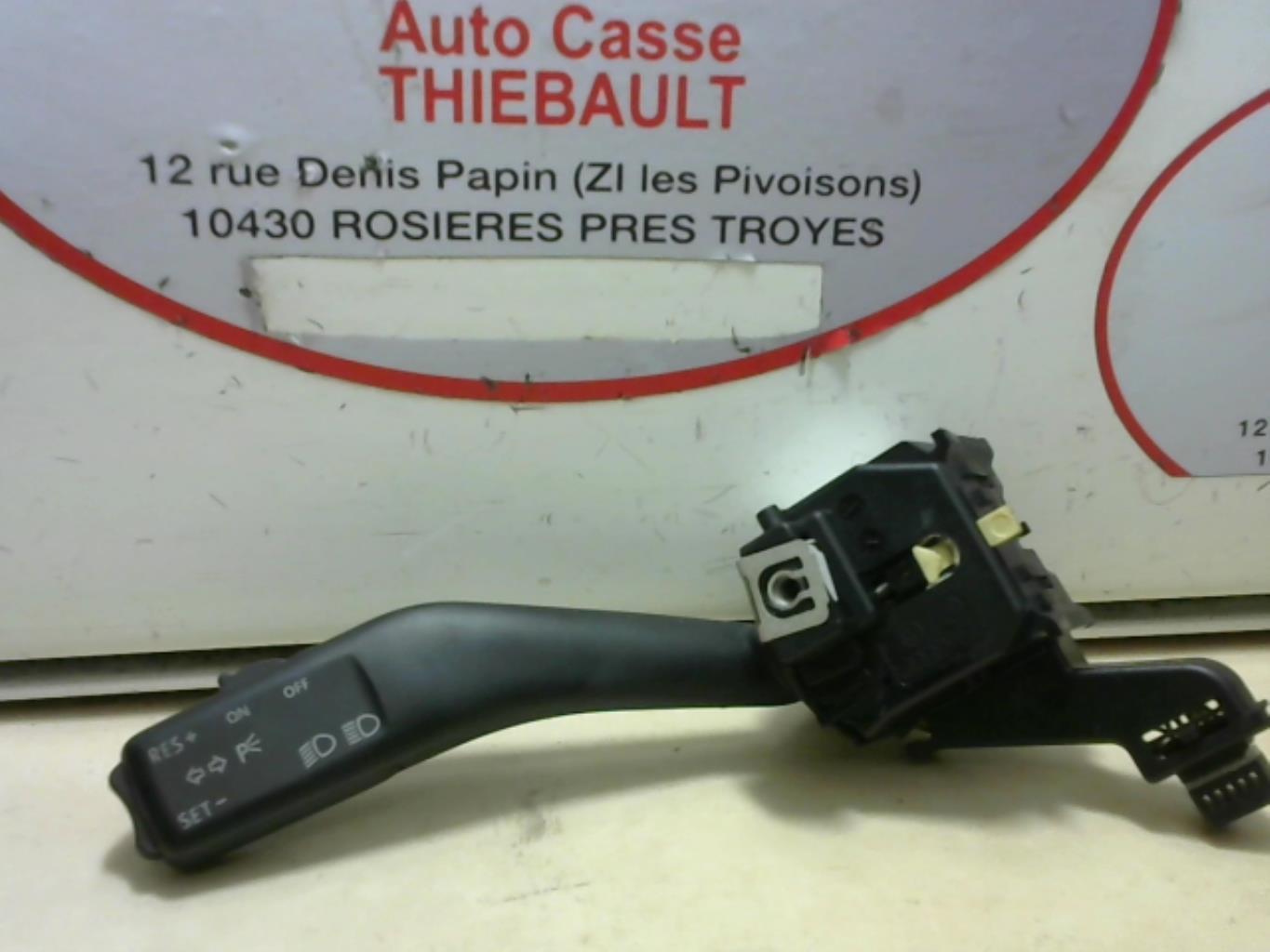 Commodo phare VOLKSWAGEN GOLF 5 Diesel - 1