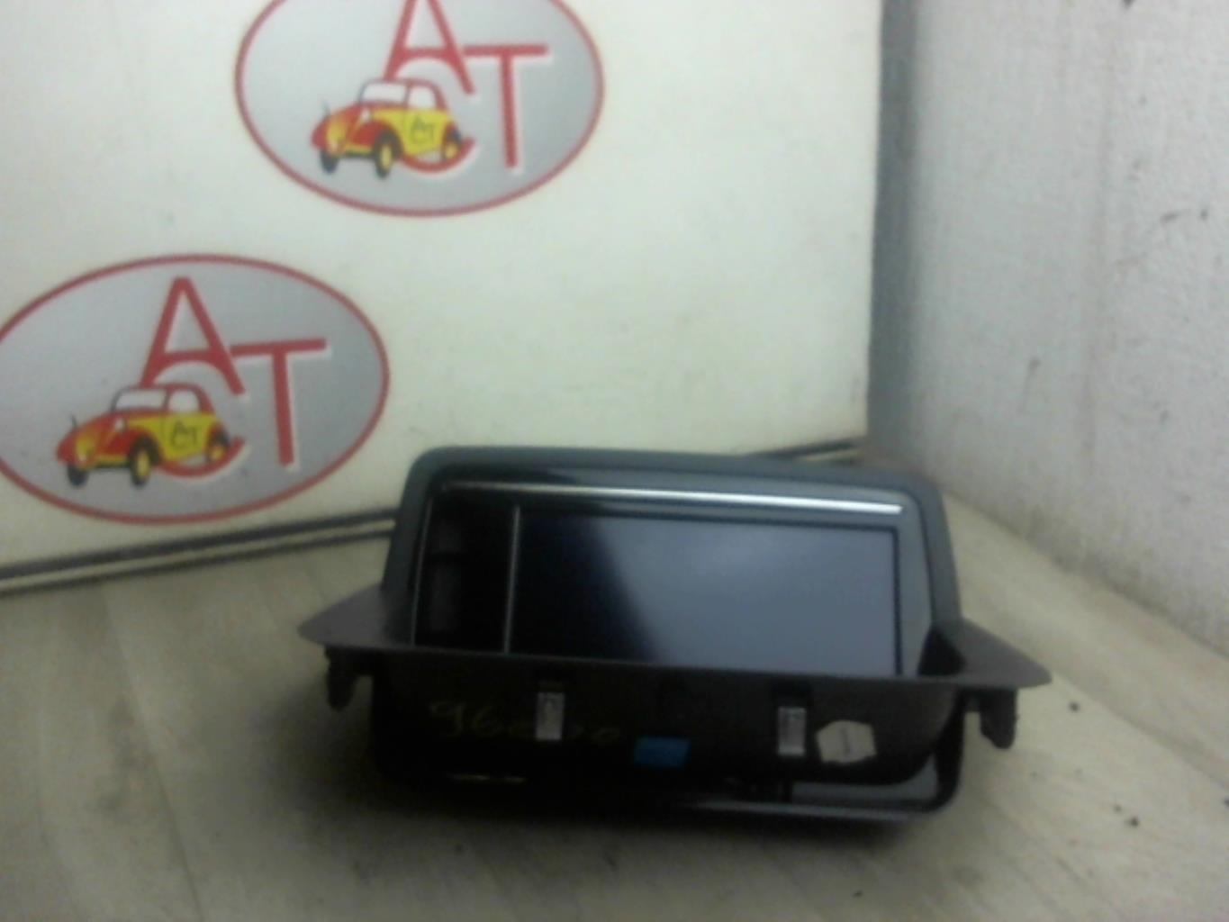 Ecran GPS RENAULT CLIO 2 PHASE 2 Diesel - 1