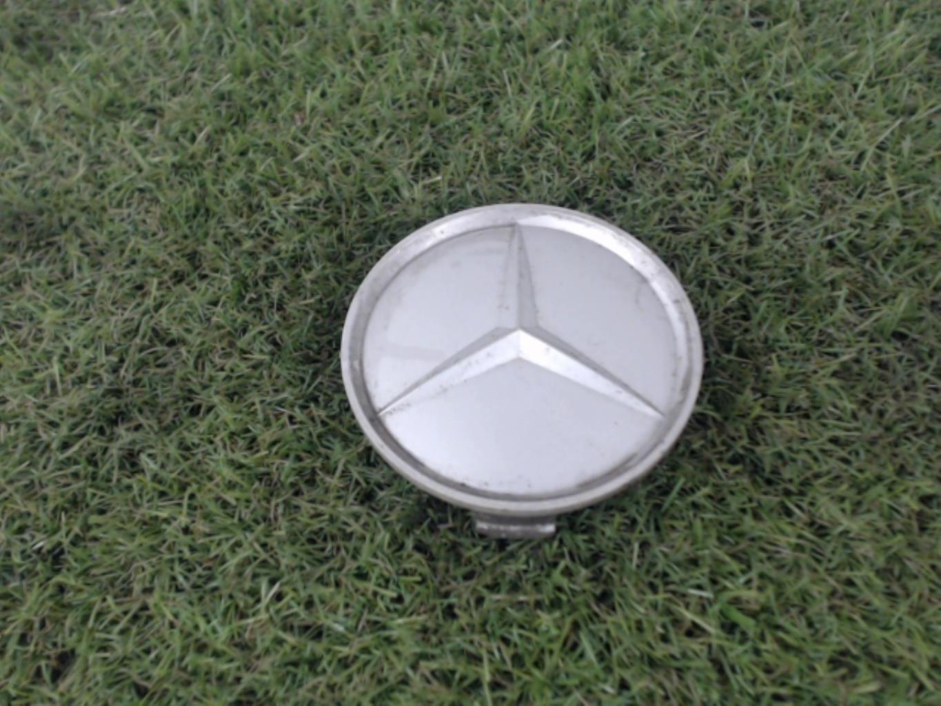 Logo MERCEDES   - 1