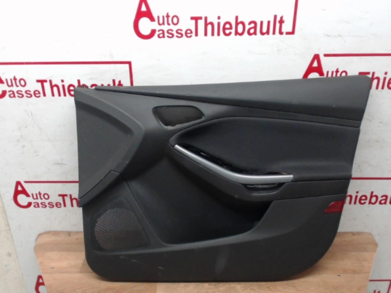 Panel de puerta delantera derecha FORD FOCUS 3 PHASE 1 Gasolina - 1