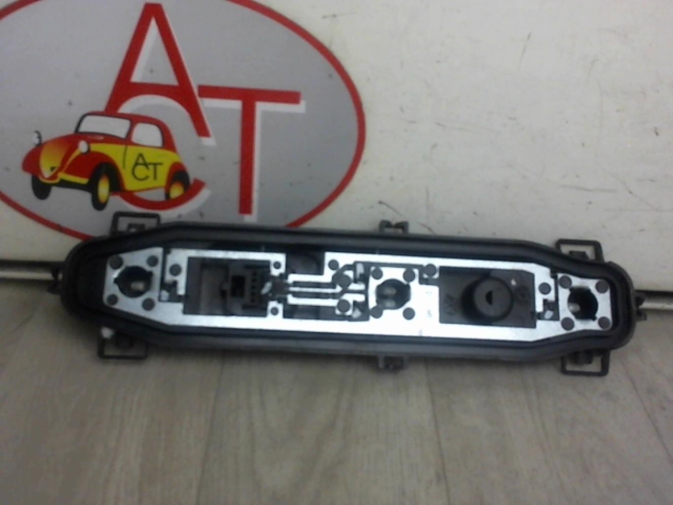 Base portalampade fanale posteriore destro RENAULT KANGOO 2 PHASE 1 Electricidad - 1