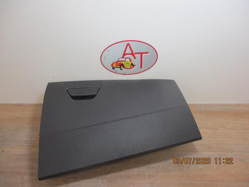 Porte boite a gants FORD FOCUS 3 PHASE 1 Essence - 1