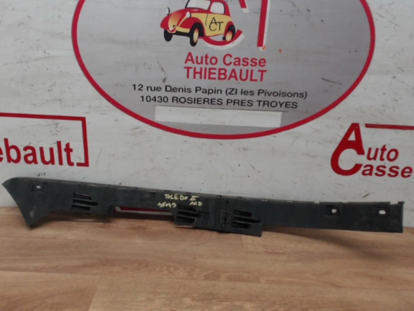 Support de pare chocs arriere SEAT TOLEDO 2 Essence - 1