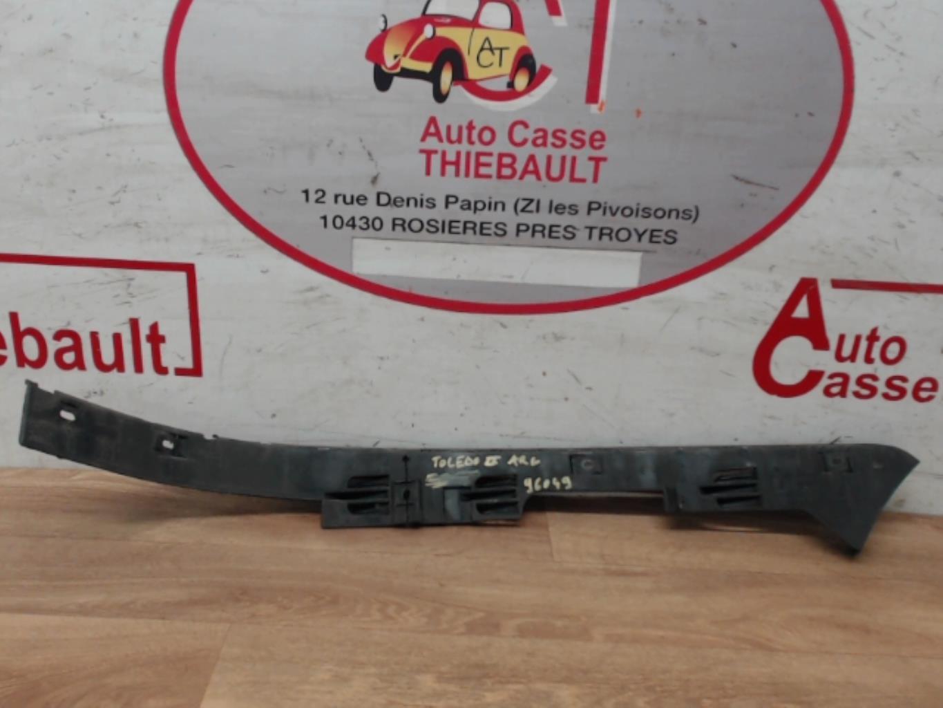 Support de pare chocs arriere SEAT TOLEDO 2 Essence - 1