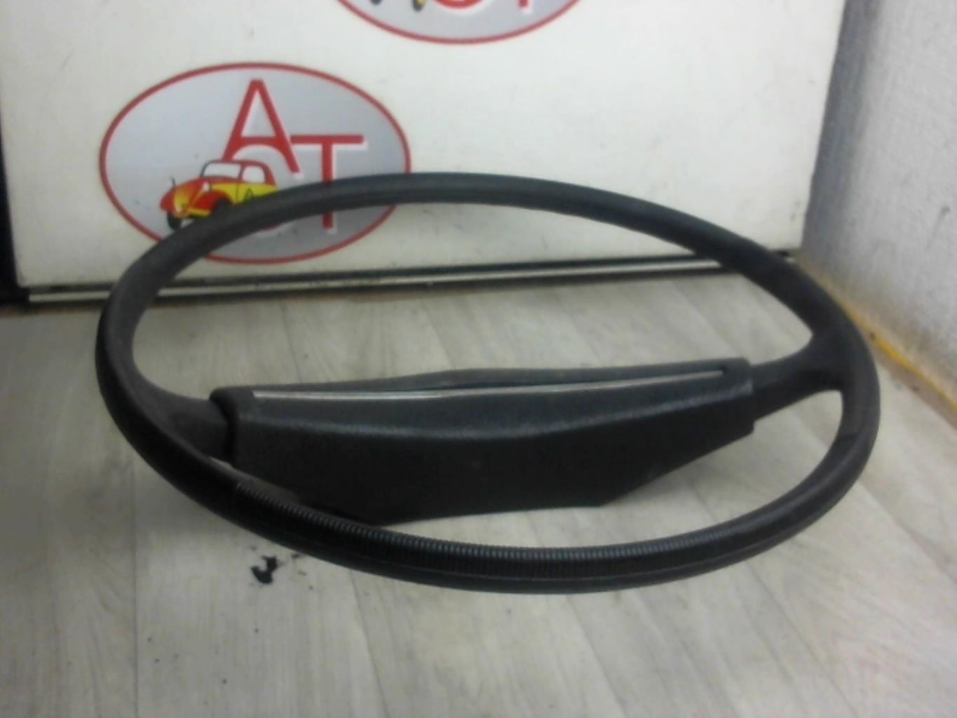 Volant RENAULT R6 Essence - 1