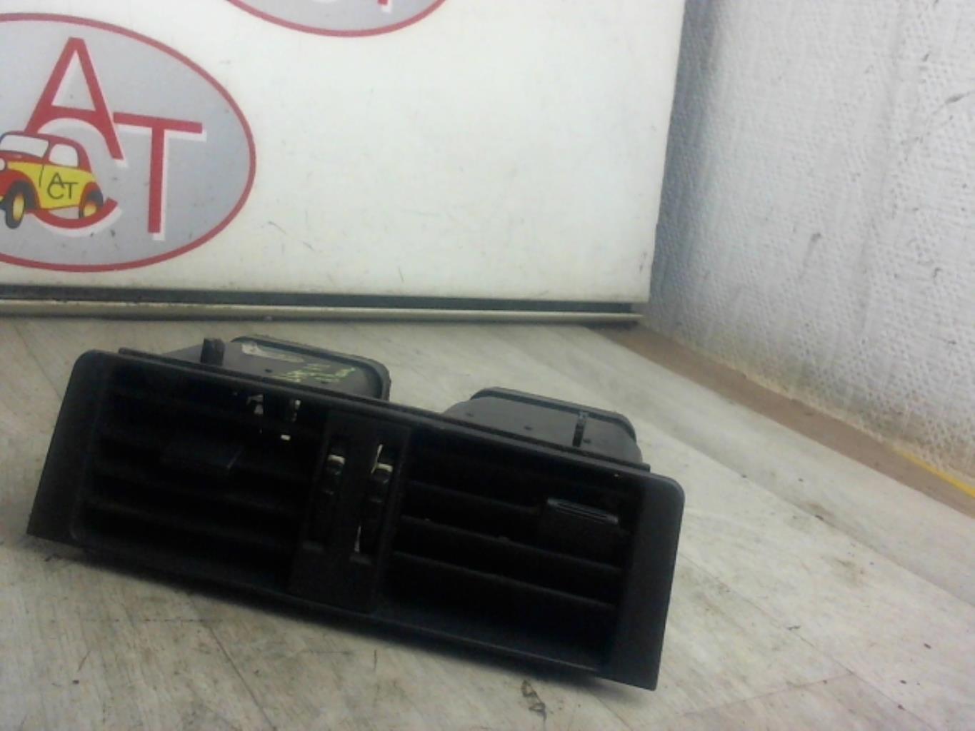 Bocchetta aerazione cruscotto LAND ROVER RANGE ROVER 1  - 1