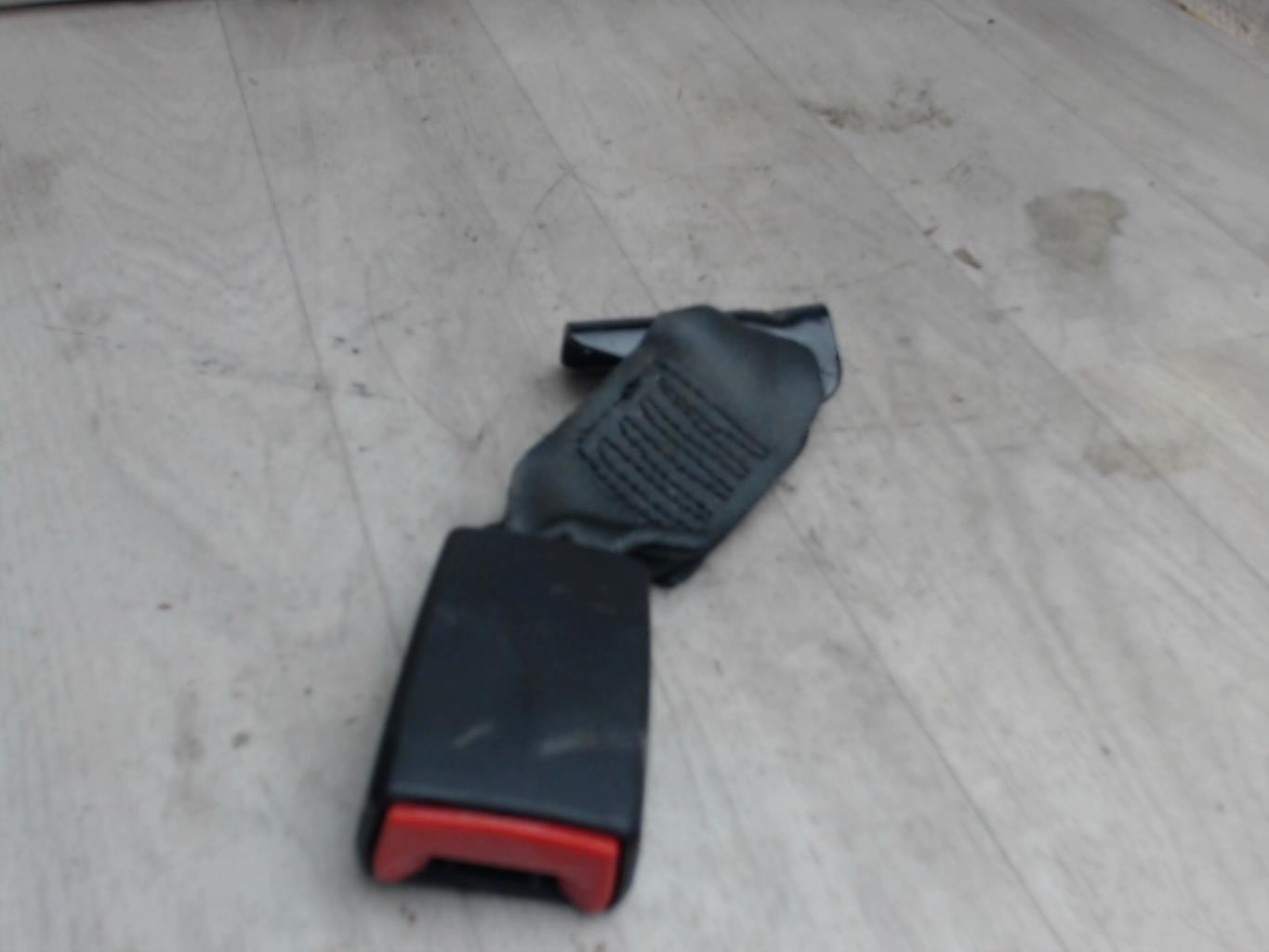 Aggancio cintura sicurezza posteriore sinistro FIAT 500 2 CABRIO PHASE 1 Gasolina - 1
