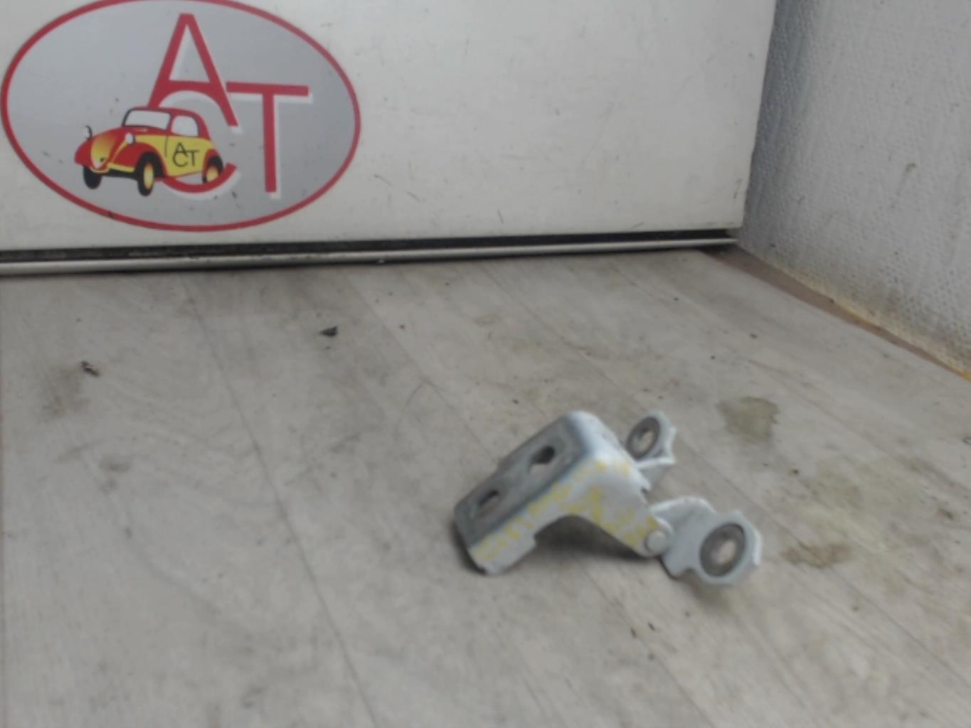 Cerniera portiera posteriore sinistra RENAULT CLIO 4 PHASE 1 Diésel - 1