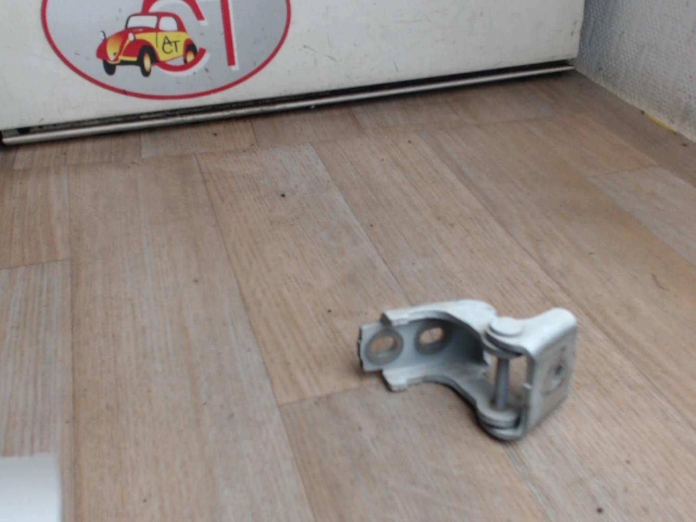 Cerniera portiera anteriore sinistra RENAULT CLIO 4 PHASE 1 Diésel - 1