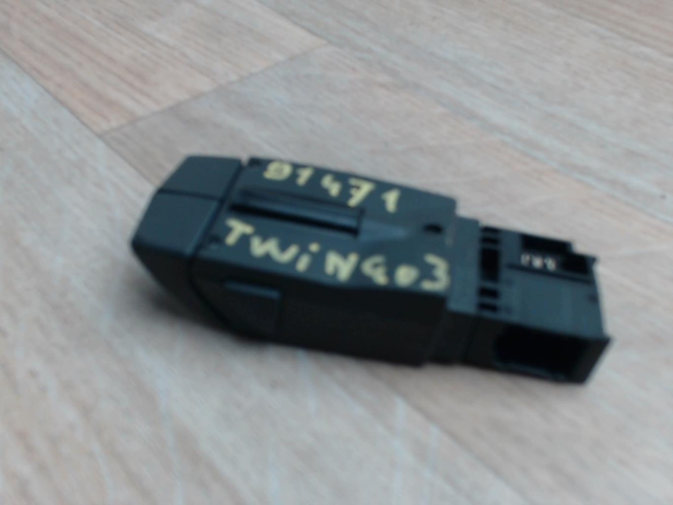 Commande autoradio RENAULT TWINGO 3 PHASE 1 Essence - 1