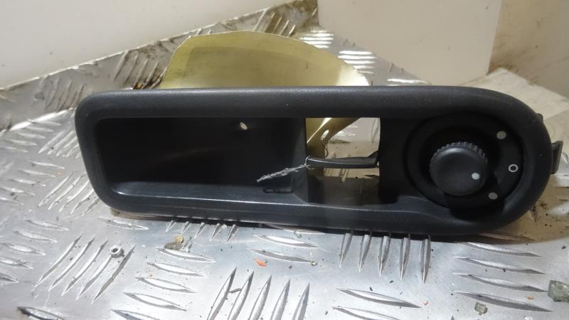 Commande retroviseurs RENAULT CLIO 3 PHASE 2 Diesel - 1