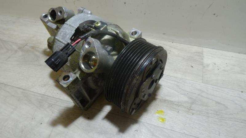 Compresseur clim RENAULT TWINGO 3 PHASE 1 Essence - 1