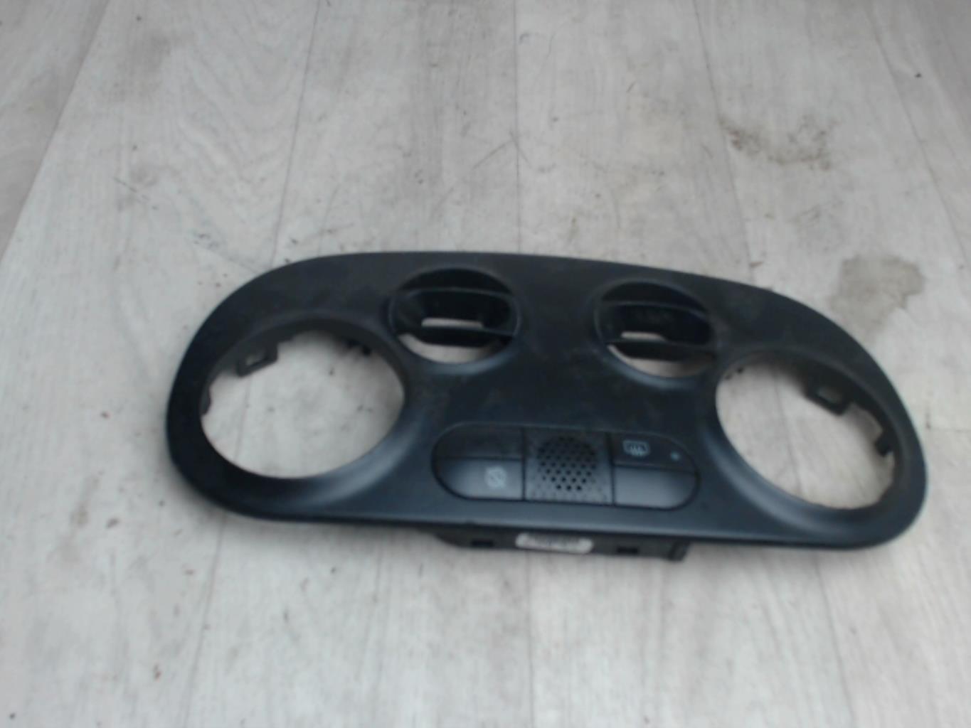 Consolle centrale (interno in plastica) FIAT 500 2 CABRIO PHASE 1 Gasolina - 1