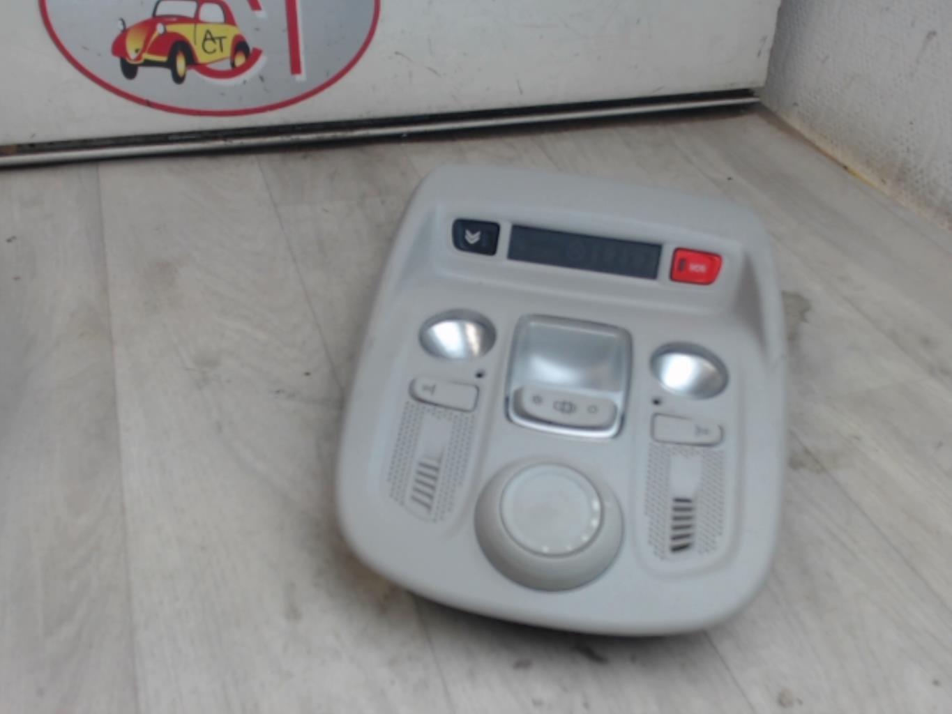 Eclairage de plafonnier CITROEN C4 2 PHASE 1 Diesel - 1