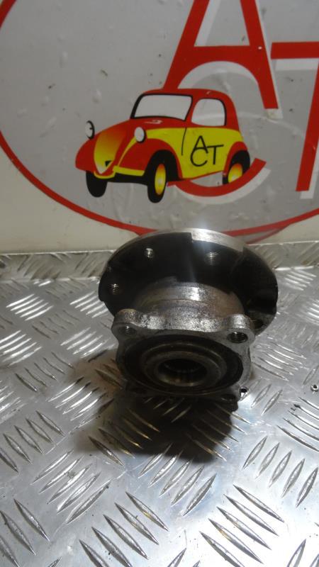 Moyeu arriere droit RENAULT TWINGO 3 PHASE 1 Essence - 1