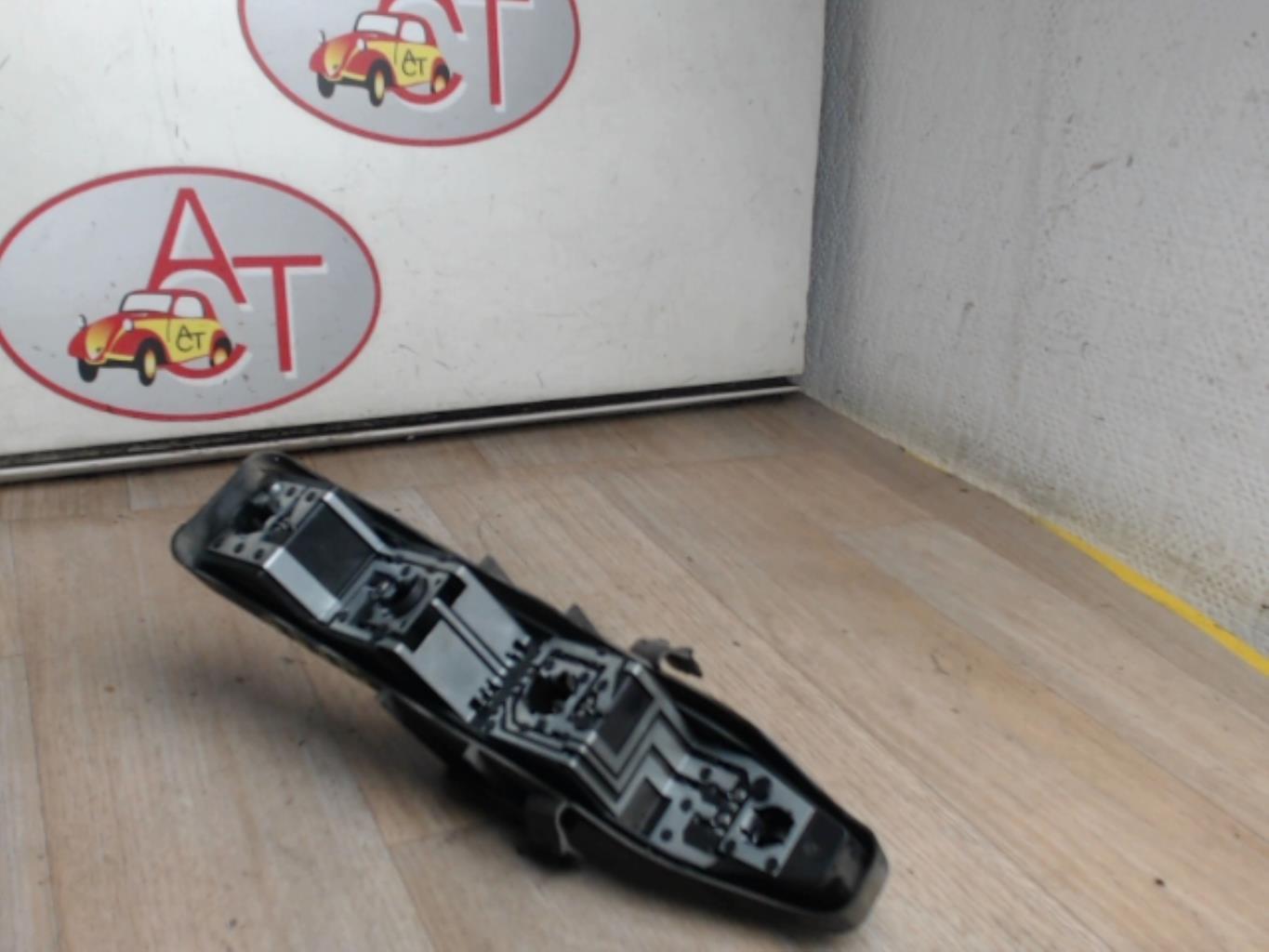 Base portalampade fanale posteriore destro RENAULT SCENIC 2 PHASE 1 Diésel - 1