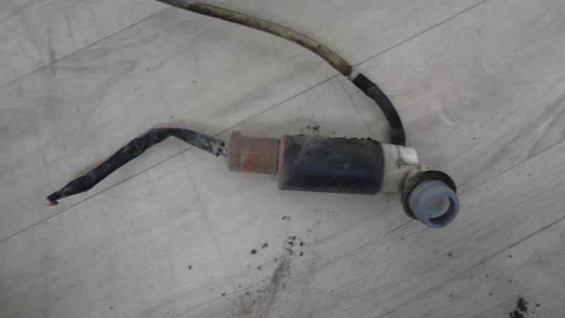 Pompa lavacristalli posteriore TOYOTA COROLLA 10 PHASE 2 Diésel - 1