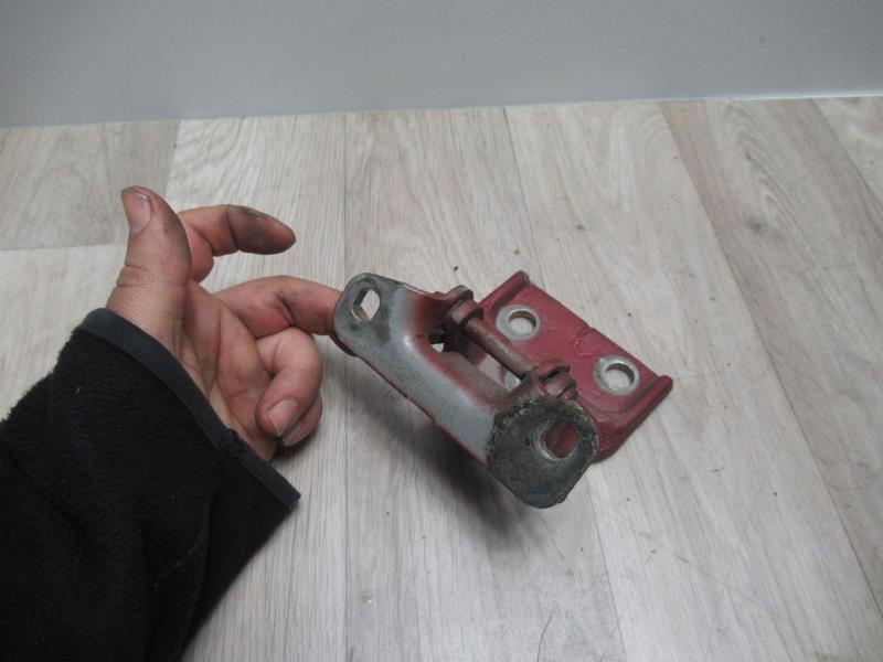 Cerniera portiera anteriore destra MG MGF  - 1
