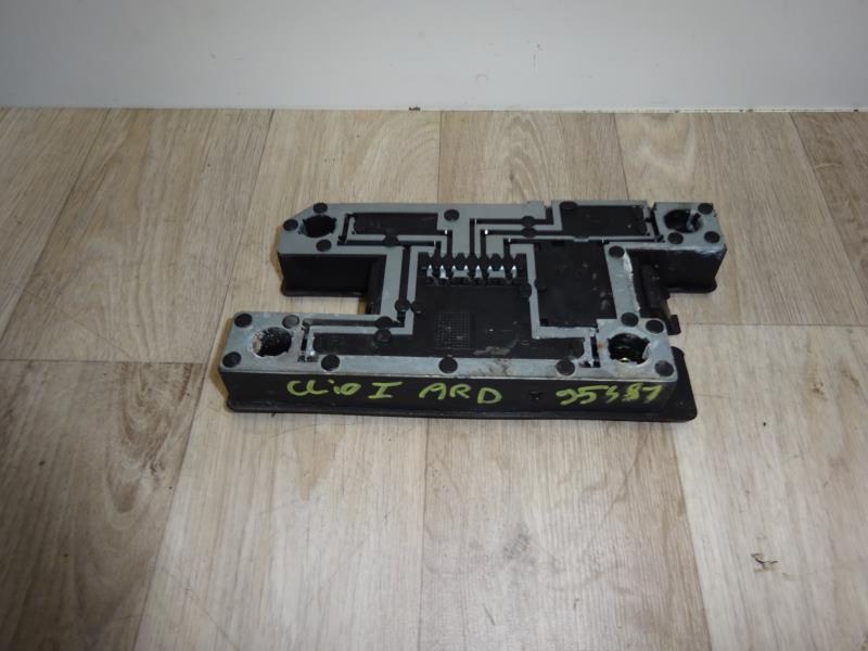 Base portalampade fanale posteriore destro RENAULT CLIO 1 PHASE 2 Diésel - 1