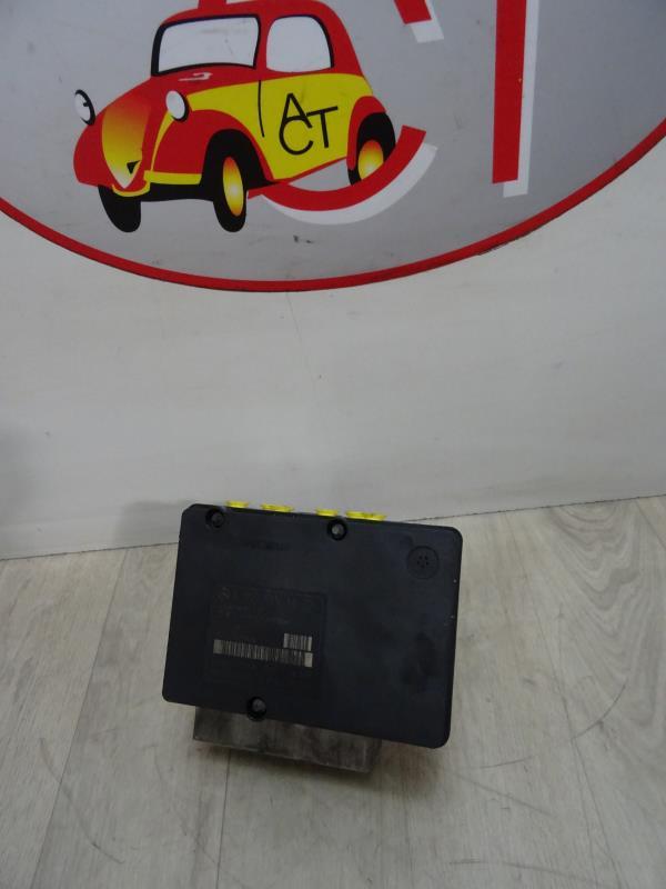 Blocco ABS (antibloccaggio freni) MERCEDES 200 T123  - 1