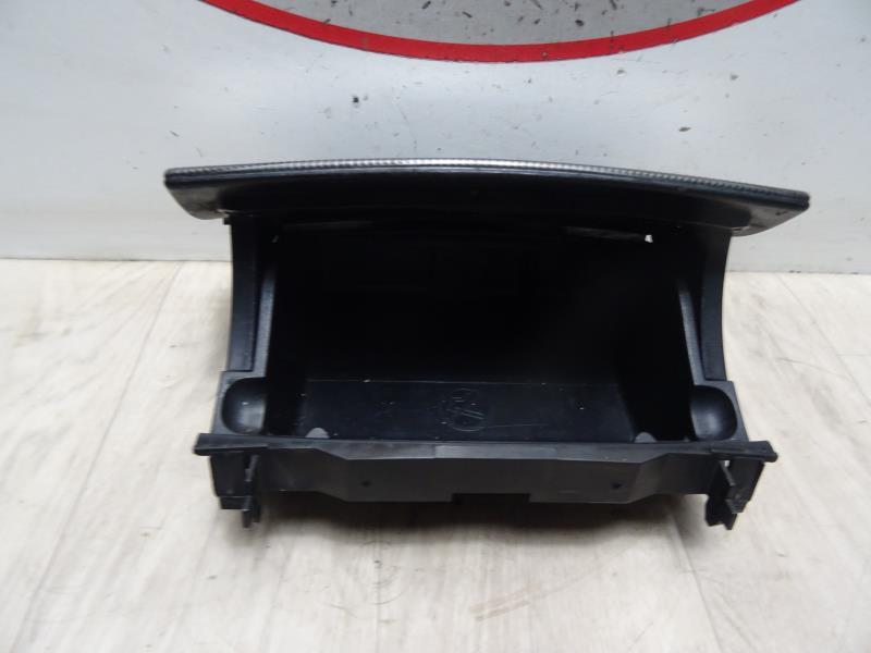 Cendrier MERCEDES 200 T123  - 1