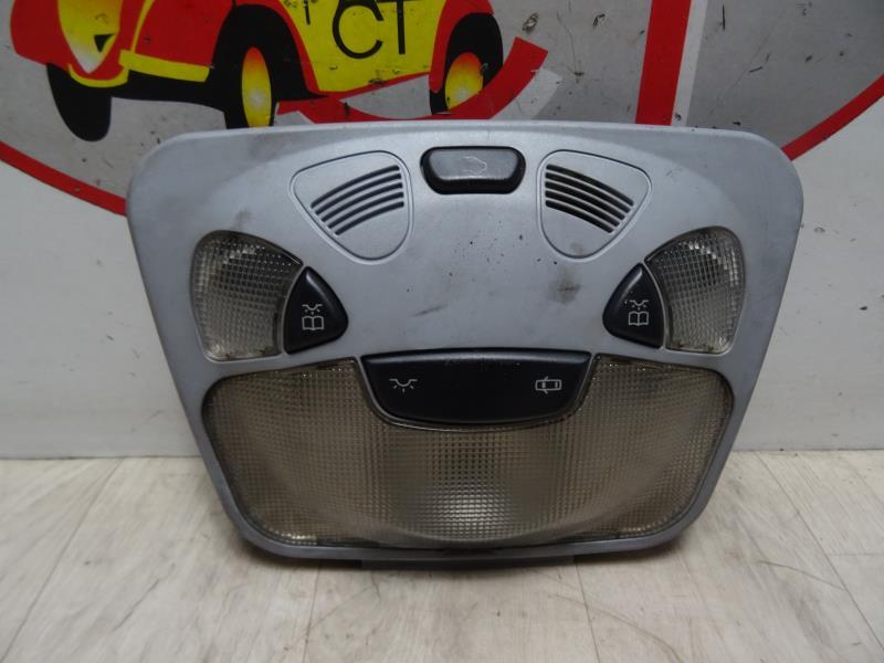 Luce di cortesia MERCEDES 200 T123  - 1
