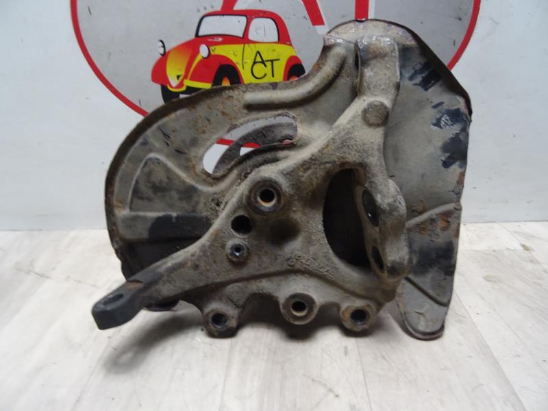 Fuso anteriore sinistro MERCEDES 200 T123  - 1